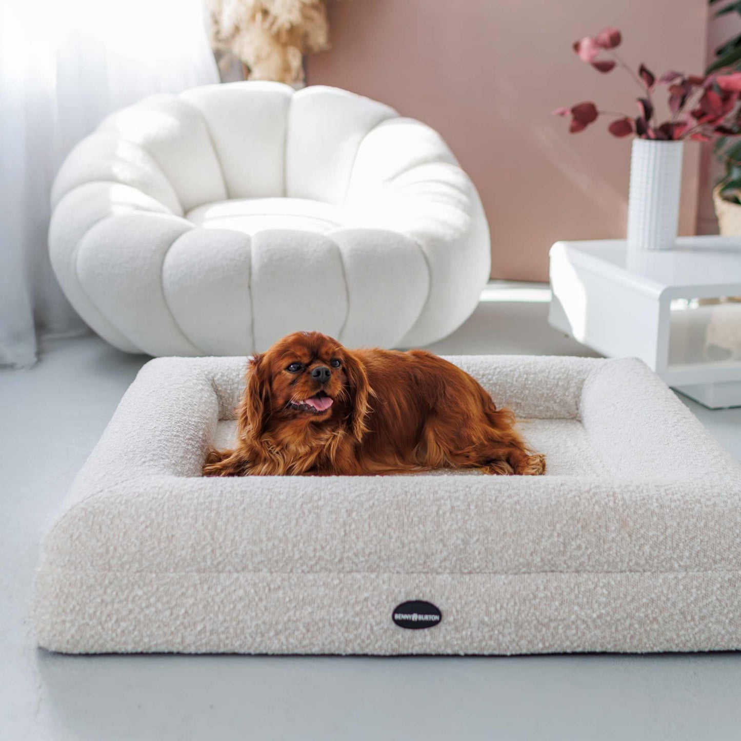 Hundebett Barklay Größe S mit Boucèbezug