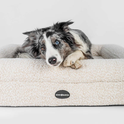 Hundebett Barklay Größe M mit Bouclébezug